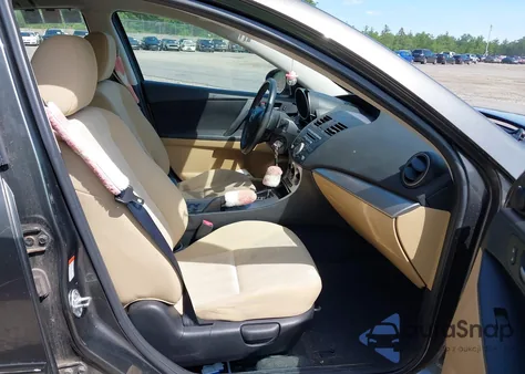 2010 Mazda Mazda3 I Touring из США, поврежденный, VIN JM1BL1SG0A1314453